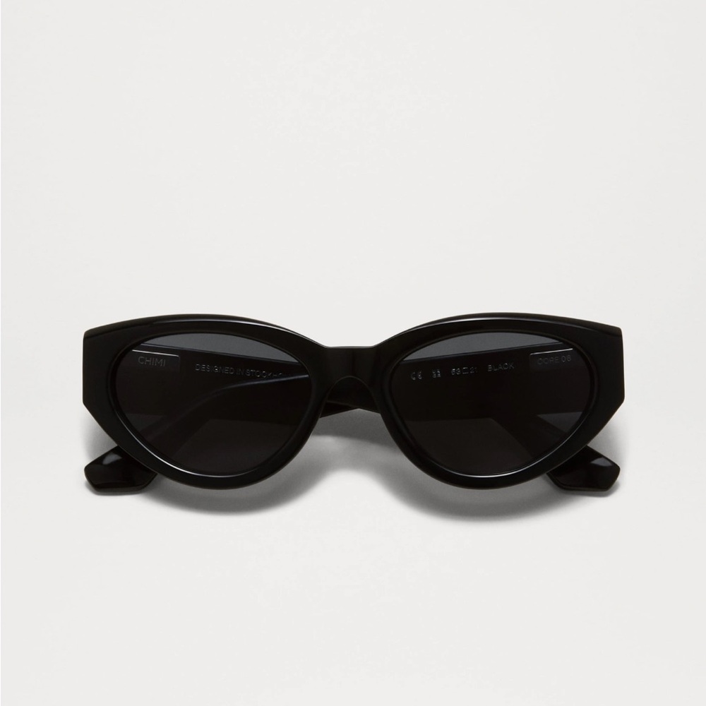 Chimi Core 06 Black Sunglasses